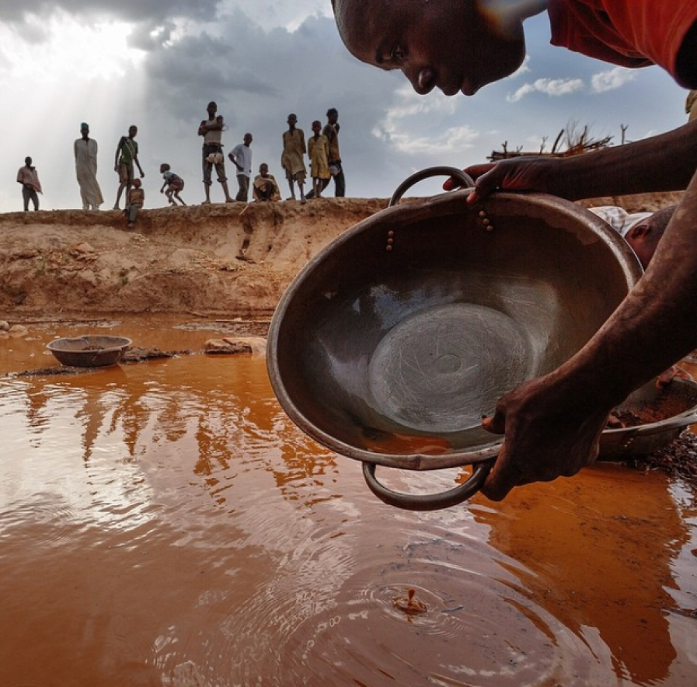 Mercury Ad Exposes Deadly Gaps in Nigeria's Gold Mining Regulations