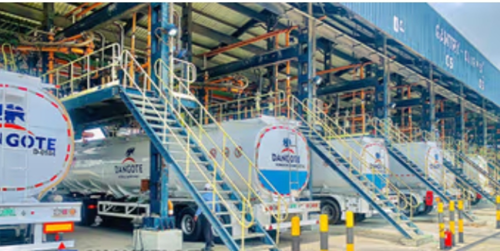 Africa’s Largest Refinery Tightens Grip on 92% of Nigeria’s Petrol Market