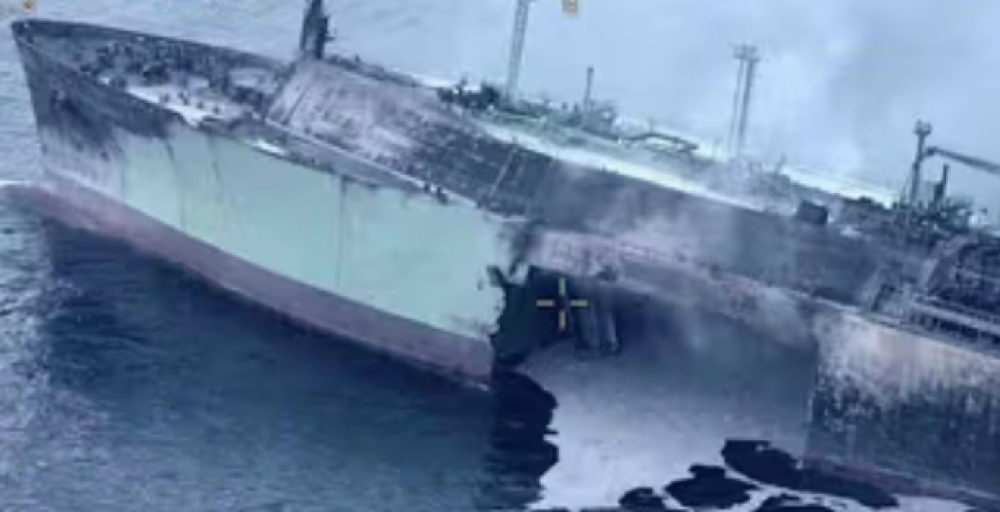 Libya's NOC, Eni Launch Complex Tow of Stricken Russian LNG Carrier