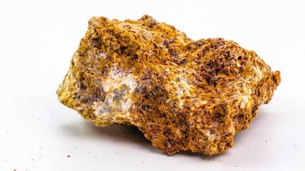 Guinea Chooses Glencore as Sole Buyer for State-owned Bauxite