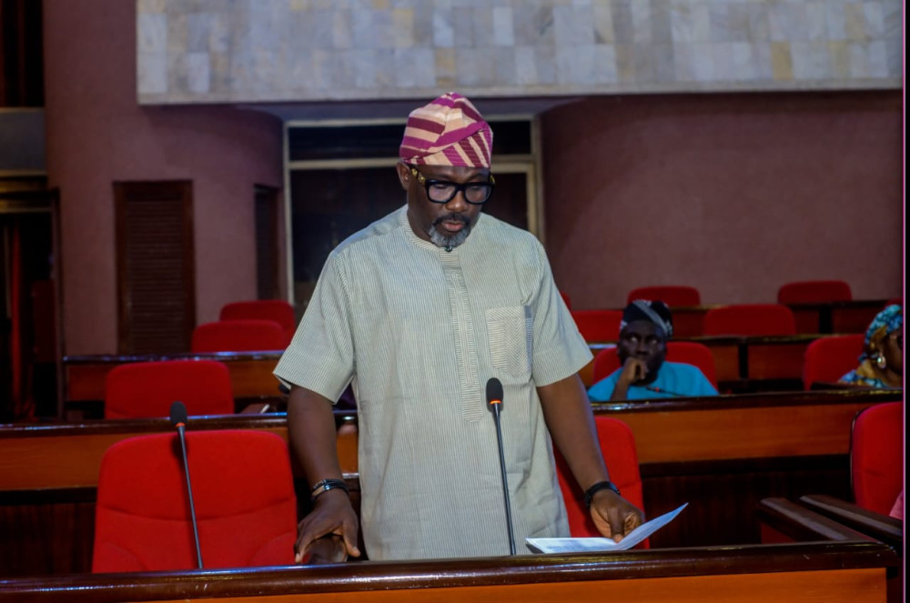 Ogunniyi Empowers Ojomu Balogun Constituents with you Skills, Tools and Cash Support